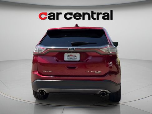 Used 2018 Ford Edge Titanium w/ Equipment Group 301A AWD/4WD image 4