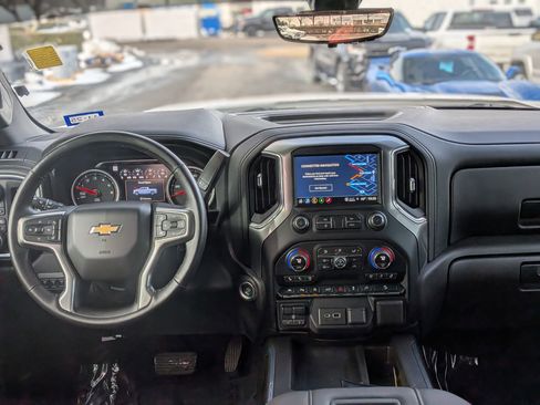 Used 2022 Chevrolet Silverado 1500 LTZ w/ LTZ Premium Texas Edition AWD/4WD image 19