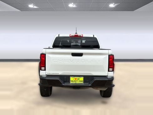 Used 2024 Chevrolet Colorado Trail Boss AWD/4WD image 10