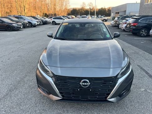 Certified 2025 Nissan Altima 2.5 SV image 2