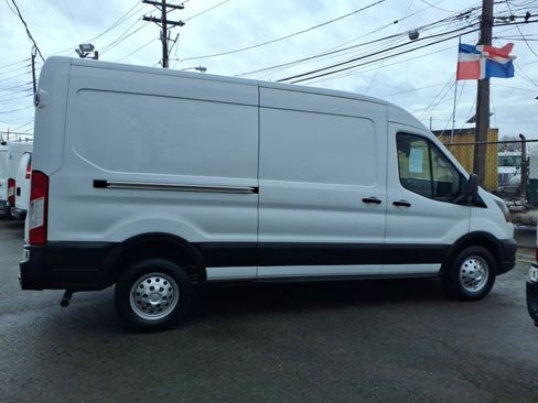 Used 2023 Ford Transit 250 250 image 7