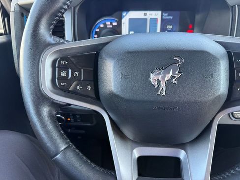 Used 2022 Ford Bronco Black Diamond image 24