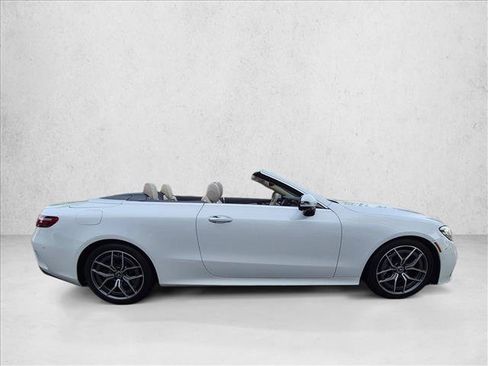 Used 2023 Mercedes-Benz E 450 Cabriolet image 4