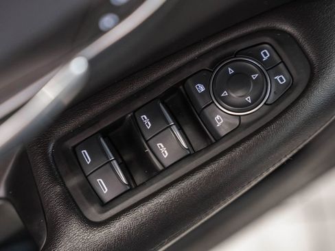 Used 2017 Cadillac XT5 Luxury image 43