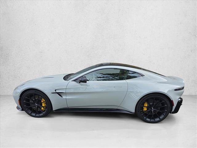 Used 2025 Aston Martin V8 Vantage Coupe RWD image 8