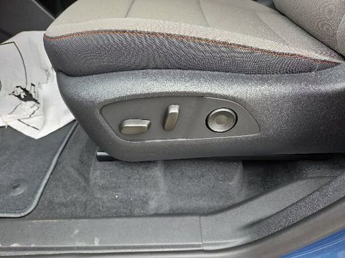 New 2026 Chevrolet Traverse LT w/ Midnight/Sport Edition AWD/4WD image 23
