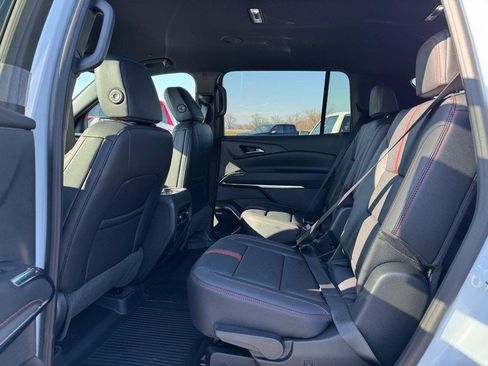New 2026 Chevrolet Traverse RS w/ LPO, Floor Liner Package image 6