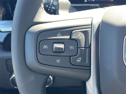 New 2026 GMC Sierra 1500 Elevation w/ LPO, Elevation Black Package image 12