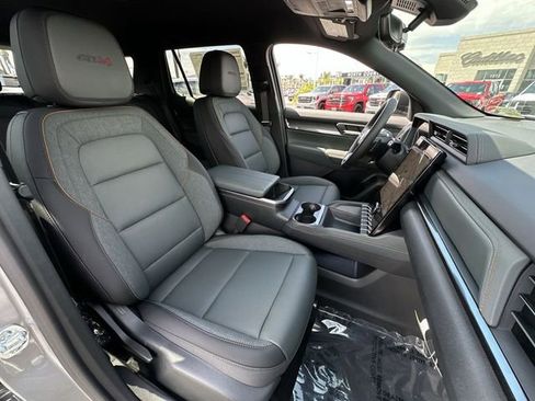 New 2026 GMC Terrain AT4 w/ Technology Package II image 29
