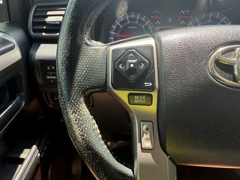 Used 2015 Toyota 4Runner Limited AWD/4WD image 15