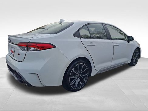 Used 2021 Toyota Corolla SE image 4