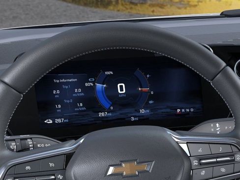 New 2026 Chevrolet Equinox EV LT image 19