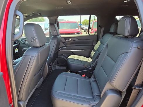 New 2026 Chevrolet Traverse LT FWD image 7