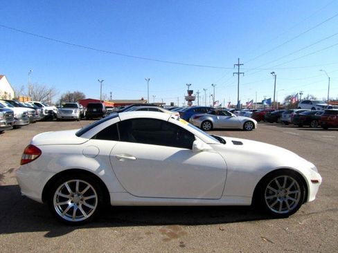 Used 2006 Mercedes-Benz SLK 350 image 4
