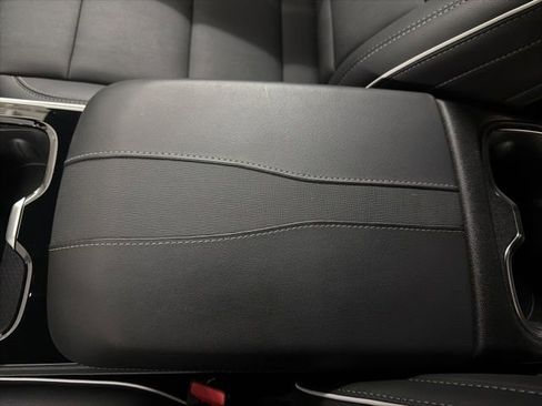 Used 2025 Buick Enclave Preferred image 34