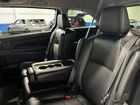 Used 2023 Honda Odyssey EX-L image 16