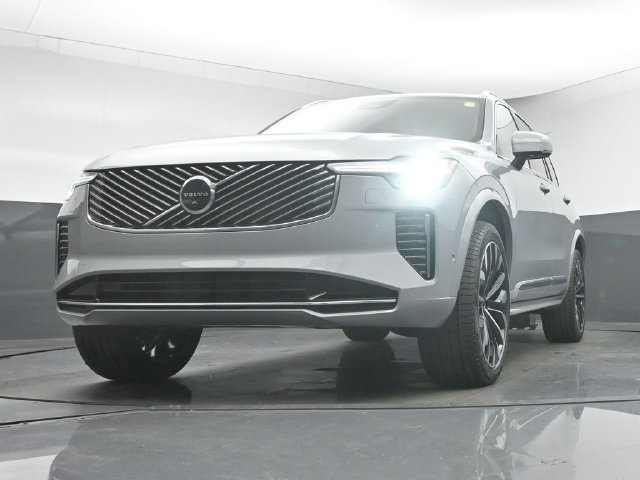 New 2026 Volvo XC90 B6 Plus w/ Protection Package Premier AWD/4WD image 41