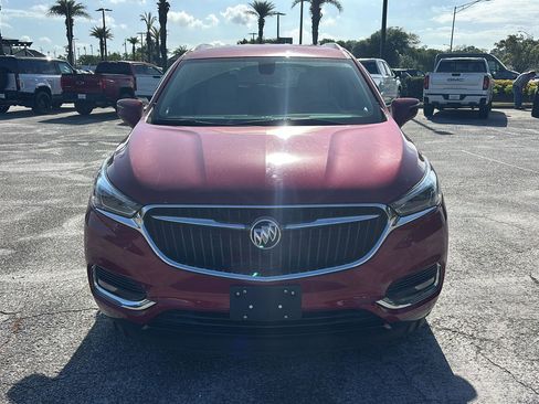 Used 2019 Buick Enclave Essence image 2