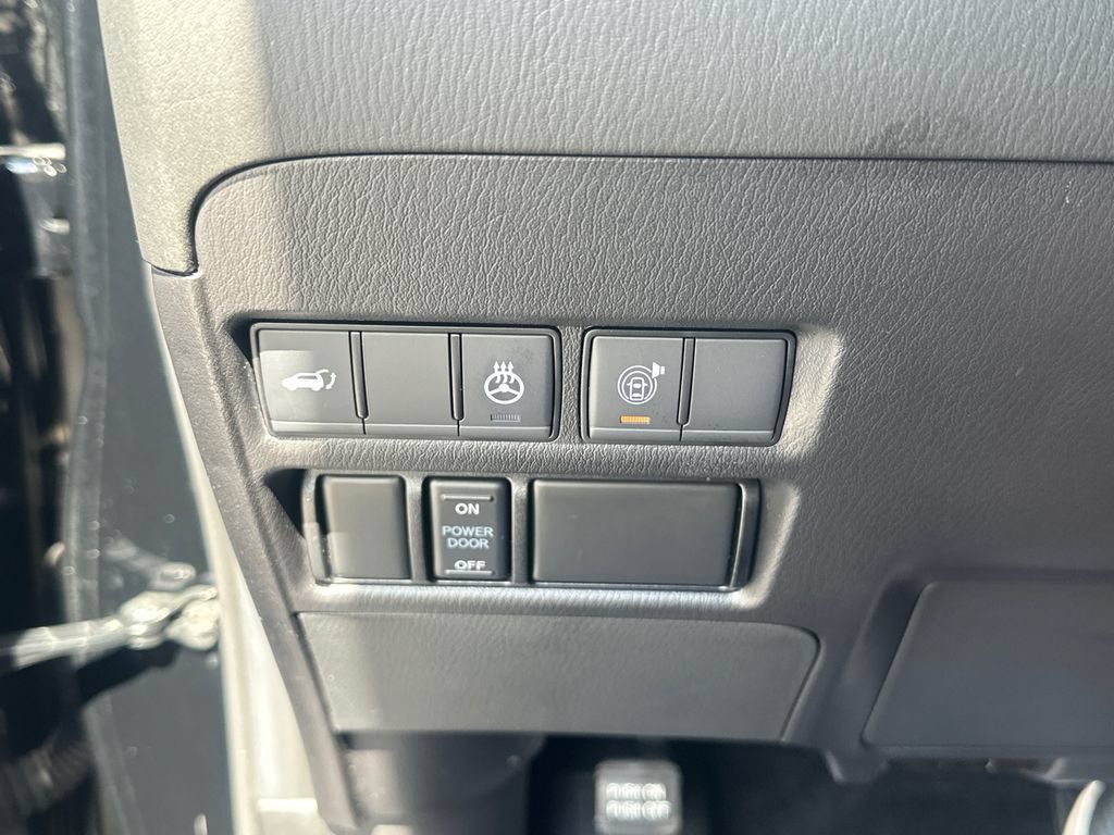 Used 2024 Nissan Armada SL w/ Midnight Edition Package RWD image 31