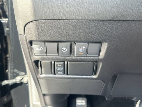 Used 2024 Nissan Armada SL w/ Midnight Edition Package RWD image 31