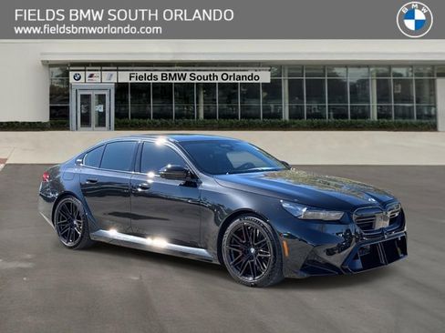 Used 2025 BMW M5 w/ Executive Package image 1
