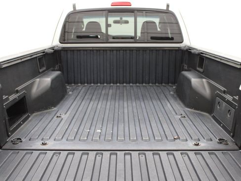 Used 2010 Toyota Tacoma 2WD Access Cab image 9