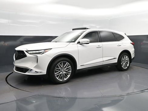 Used 2023 Acura MDX SH-AWD w/ Advance Package image 3
