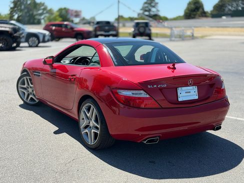 Used 2015 Mercedes-Benz SLK 250 image 5