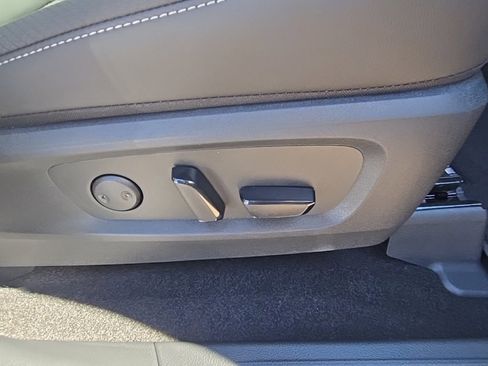 New 2025 Nissan Pathfinder SL image 29