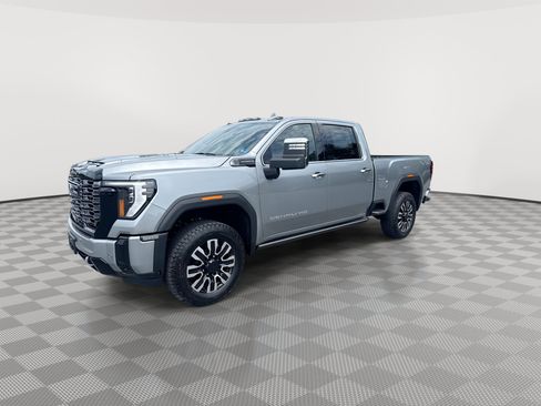New 2026 GMC Sierra 2500 Denali Ultimate AWD/4WD image 4