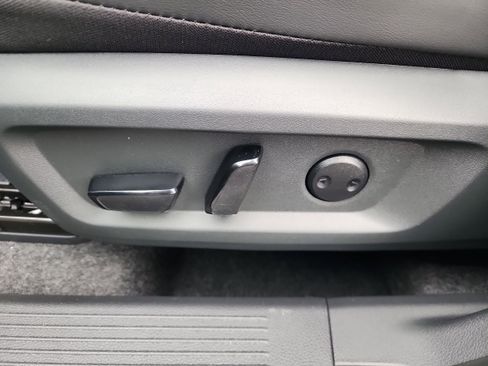 New 2026 Nissan Rogue SV image 12