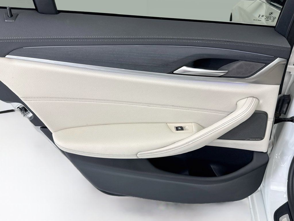 Certified 2023 BMW 530i w/ Premium Package RWD image 25
