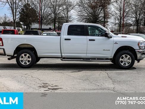 Used 2024 RAM 3500 Big Horn AWD/4WD image 9