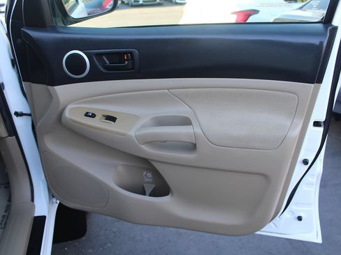 Used 2009 Toyota Tacoma PreRunner RWD image 20
