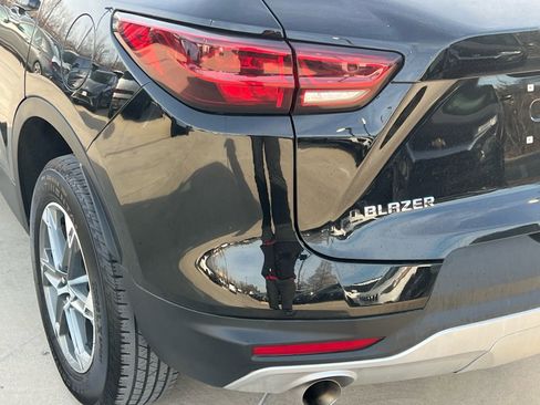 Used 2025 Chevrolet Blazer LT image 12