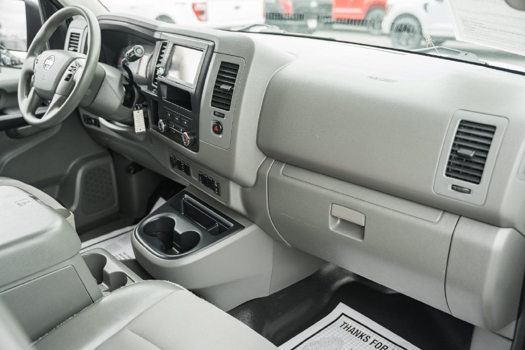 Used 2021 Nissan NV 2500 SV RWD image 24