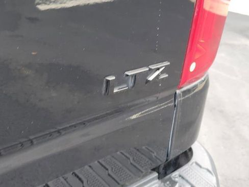 Used 2021 Chevrolet Silverado 1500 LTZ w/ LTZ Convenience Package II image 8