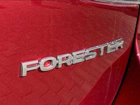 Used 2024 Subaru Forester Premium image 24