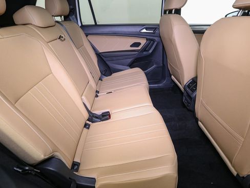 Certified 2023 Volkswagen Tiguan SE R-Line image 24