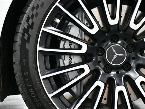Used 2026 Mercedes-Benz E 53 AMG e 4MATIC Sedan image 21