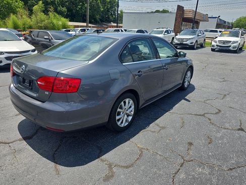 Used 2014 Volkswagen Jetta SE FWD image 6