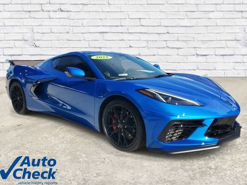 Used 2025 Chevrolet Corvette Stingray Preferred Cpe w/ Stealth Interior Trim Package RWD image 4