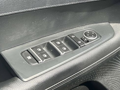 Used 2019 Kia Forte S FWD image 18