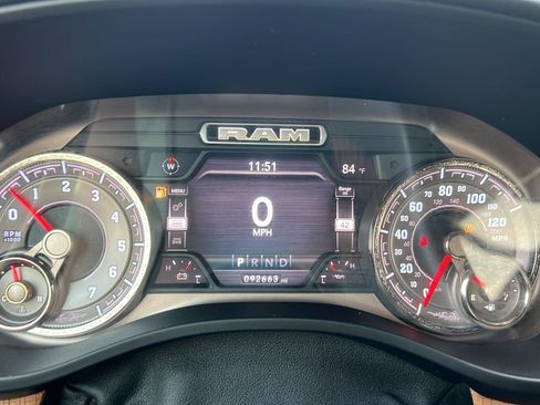 Used 2019 RAM 1500 Limited AWD/4WD image 18