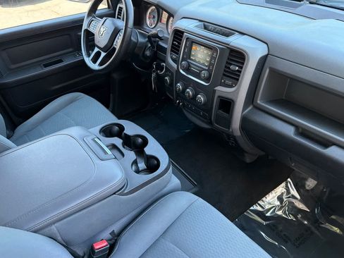 Used 2017 RAM 2500 Tradesman w/ Chrome Appearance Group AWD/4WD image 17