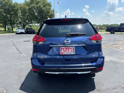 Used 2017 Nissan Rogue SL w/ SL Premium Package FWD image 7