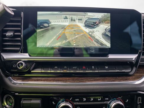 Used 2022 GMC Sierra 1500 Elevation image 21