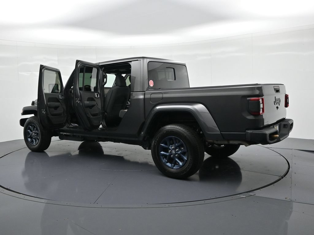 New 2026 Jeep Gladiator Sport AWD/4WD image 25