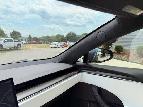 Used 2022 Tesla Model S Plaid AWD/4WD image 70