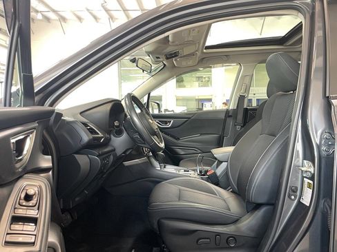 Used 2021 Subaru Forester Premium image 7